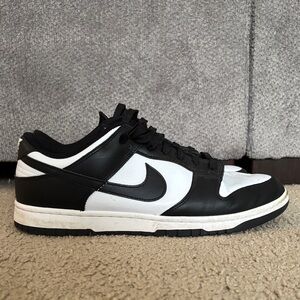 Nike Dunks Panda’s